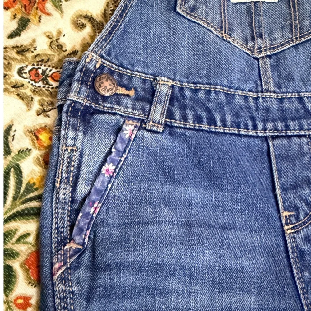OshKosh Bgosh Denim Overalls Baby Toddler Blue Floral Trim‎ Size 24 Months